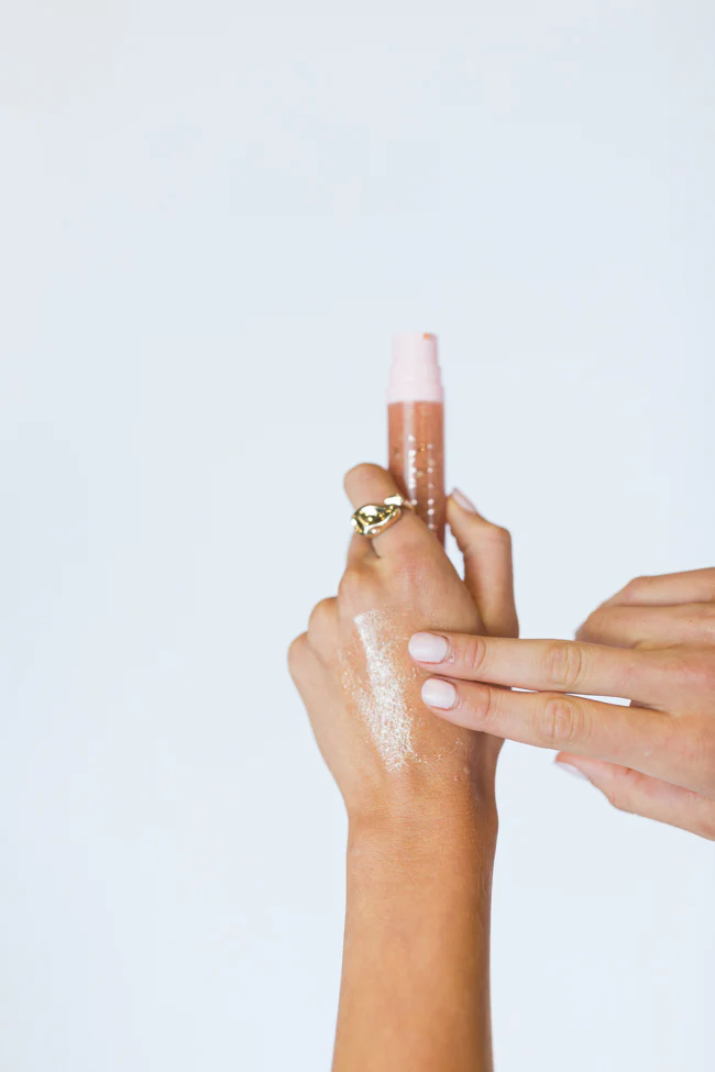 In Full Bloom Illuminating Serum Golden Era FINAL SALE - Image 4